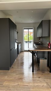 Exklusive 3-Zimmer-Wohnung (82 m²) in Zirndorf – moderne Einbauküche & hochwertiges Bad