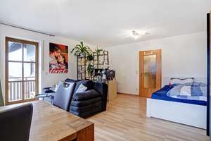 Solide Kapitalanlage mir herrlichem Bergblick! Gut vermietetes Apartment in Kochel am See – Die vollständige Adresse der Immobilie erhältst du vom Anbieter., 82431 Kochel am See – Vorschaubild 3