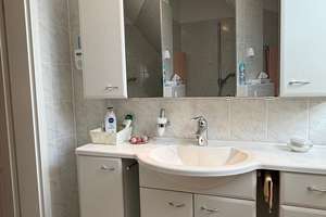 SANKT AUGUSTIN ORT, sehr gepflegtes Einfam.Haus mit 110 m² Wfl., 4 Zi. Vollkeller, Garten und Garage – Die vollständige Adresse der Immobilie erhältst du vom Anbieter., 53757 Sankt Augustin – Vorschaubild 53