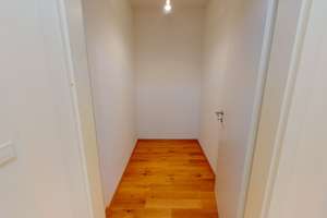 ***Sehr schöne 4 Zi. Eigentumswohnung im 1.OG, WE 2a-4 mit großen Balkon*** – Pfinztalstr. 2a, 76227 Durlach, Karlsruhe – Vorschaubild 17