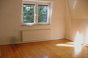 Bielefelder Westen | Stilvolle 4-ZKB-Altbauwohnung im 2. OG – Humboldtstraße 11, 33615 Mitte, Bielefeld – Vorschaubild 3