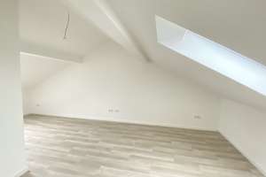 TOP renovierte 3 ZKB, ca 100 qm, Balkon + Atelier mit WC im DG, Garten, Garage, IN-Nord, Nähe TÜV – Die vollständige Adresse der Immobilie erhältst du vom Anbieter., 85055 Nordost, Ingolstadt – Vorschaubild 14