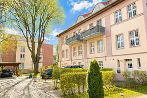 Townhouse-Flair in historischer Architektur - Moderne 3-Zimmer-Maisonettewohnung in zentraler Lage – Die vollständige Adresse der Immobilie erhältst du vom Anbieter., 13585 Spandau (Ortsteil), Berlin – Vorschaubild 2