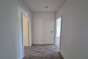 Zuhause in Sicht ! Ihre neue Familienwohnung mit großem Sonnenbalkon – Bruno-Taut-Ring 170, 39130 Neu Olvenstedt, Magdeburg – Vorschaubild 7
