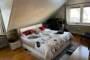 Stilvolle 3-Zimmer-Dachgeschosswohnung mit großem Balkon und EBK in Hamburg – Reetkükenweg 22, 21147 Hausbruch, Hamburg – Vorschaubild 17