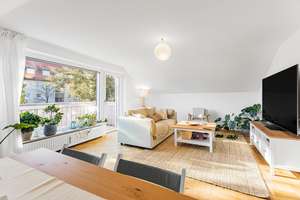 Letzte Chance: Stilvoll Wohnen und Vermieten - Charmantes 3-Parteien-Haus mit Potenzial – Die vollständige Adresse der Immobilie erhältst du vom Anbieter., 82166 Gräfelfing – Vorschaubild 5