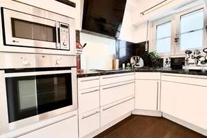 Erdgeschosswohnung mit Terrasse - Wenige Gehminuten vom Maternusplatz und Rhein entfernt – Die vollständige Adresse der Immobilie erhältst du vom Anbieter., 50996 Rodenkirchen (Ortsteil), Köln – Vorschaubild 11