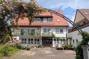 Mehrfamilienhaus mit 3 Wohnungen und 5 Einzimmer-Appartements – Kitzingen (Kreis) – Vorschaubild 2