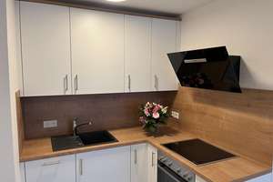 Top Wohnung mit neuer Einbauküche