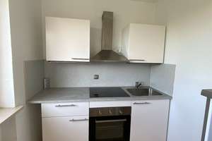 Helle 1-Zimmer Wohnung im 5. OG  - Schwimmbad in der Wohnanlage – Plievierpark 18, 81737 Neuperlach, München – Vorschaubild 10