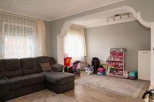 Sanierte 4 Zimmer Eigentumswohnung mit großzügigem Wohngefühl in Salzgitter Lebenstedt – Die vollständige Adresse der Immobilie erhältst du vom Anbieter., 38226 Lebenstedt, Salzgitter – Vorschaubild 2