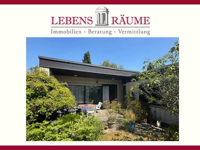 +++ Klassischer Bungalow am Bulmker Park wartet auf behutsame Modernisierung +++