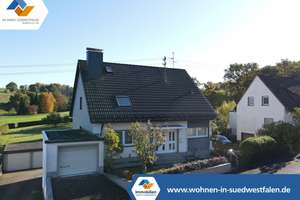Gepflegtes Zuhause mit Einliegerwohnung, Wintergarten und 5 Garagen! – Die vollständige Adresse der Immobilie erhältst du vom Anbieter., 57234 Wilnsdorf – Vorschaubild 1