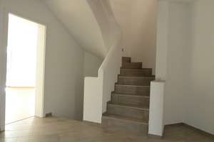 GROSSzügige, MODERNE DHH in RUHIGER und SONNIGER LAGE! IDEAL für Familien! SCHÖNER Garten! – Schwaigweg 24, 86928 Hofstetten – Vorschaubild 5