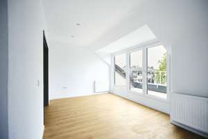 Gehoben modernisierte Wohnung mit 2x Balkonen und Wohnküche – Die vollständige Adresse der Immobilie erhältst du vom Anbieter., 42651 Solingen-Mitte, Solingen – Vorschaubild 4
