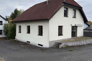 Wohnen, Arbeiten, Vermieten – vielseitiges Objekt mit Werkstatt – Feilitzscher Straße 1a, 95183 Feilitzsch – Vorschaubild 1