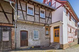 Historischer Fachwerkcharme: Haus mit Hof, großzügiger Scheune + Garten mit eigener Zufahrt – Die vollständige Adresse der Immobilie erhältst du vom Anbieter., 35510 Butzbach – Vorschaubild 7