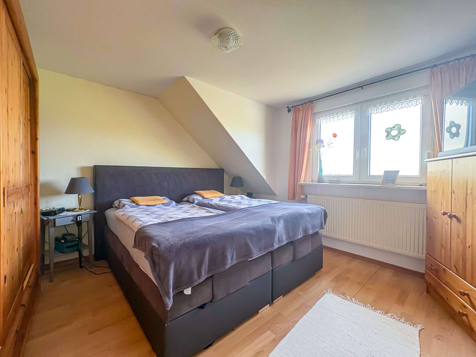 Immobilie in Wangerland - Ein Preis, doppelte Perspektiven – Zwei Häuser in unverbauter Lage mit freiem Blick - Bild 5