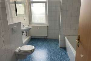 Hell, charmant, bezugsfertig: 2-Zimmer-Wohnung mit Einbauküche und Balkon! – Schwetschkestraße 11, 6110 Südliche Innenstadt, Halle (Saale) – Vorschaubild 13