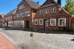 =DENKMALHAUS IM ZENTRUM VON LÜTJENBURG....110 QM WOHNFLÄCHE==618 QM GRUNDSTÜCK=MOD. BEDÜRFTIG – Plön (Kreis) – Vorschaubild 1