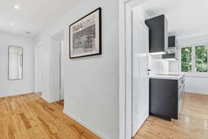 Charmante 3,5 Zimmer Wohnung mit Balkon im Herzen der Maxvorstadt – wohnen am Josephsplatz – Die vollständige Adresse der Immobilie erhältst du vom Anbieter., 80798 Josephsplatz, München – Vorschaubild 12