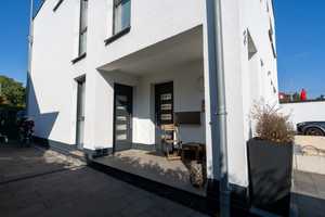 Junkersdorf - vermietetes 2 Parteienhaus - freistehend - sehr guter Zustand - Sackgasse – Kornblumenweg 2, 50858 Köln – Vorschaubild 3