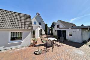 Gepflegtes Einfamilienhaus auf Eigenland in Lübeck St. Gertrud - Eichholz – Die vollständige Adresse der Immobilie erhältst du vom Anbieter., 23564 Sankt Gertrud, Lübeck – Vorschaubild 8