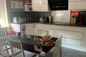 Moderne Erdgeschosswohnung mit Doppelgarage und Gartenhütte – Die vollständige Adresse der Immobilie erhältst du vom Anbieter., 47199 Baerl, Duisburg – Vorschaubild 2