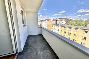 Sonnige, Top-sanierte 2-Zimmer-Wohnung mit Balkon und Aufzug in Kreuzberger Bestlage – 10961 Kreuzberg, Berlin – Vorschaubild 5