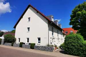 Reihenmittelhaus in ruhiger Wohngegend mit Garten und Tiefgaragenstellplatz – Nordsachsen (Kreis) – Vorschaubild 2