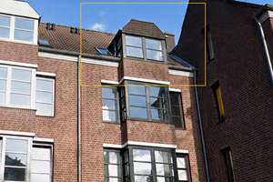 Traumhafte Dachgeschosswohnung mit Balkon in Krefeld Stadtmitte