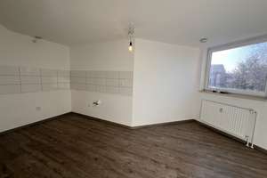 Großzügige, schöne 3-Zimmer-Dachgeschosswohnung! – Zum Stutenkerl 19, 49090 Eversburg, Osnabrück – Vorschaubild 6