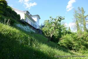 +++ AVERNET - WOHNHAUS MIT GR. GARTENGRUNDSTÜCK SUCHT NATURLIEBHABER +++ – Die vollständige Adresse der Immobilie erhältst du vom Anbieter., 79780 Stühlingen – Vorschaubild 1