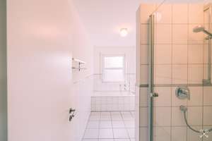 FAMILIENFREUNDLICHES REIHENENDHAUS MIT SONNENGARTEN UND IDEALER ANBINDUNG IN MG-LÜRRIP! – Die vollständige Adresse der Immobilie erhältst du vom Anbieter., 41065 Uedding, Mönchengladbach – Vorschaubild 5
