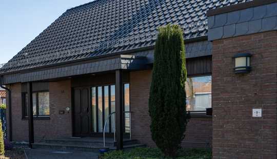 Bild von Traumhaus mit großem Garten in bester Lage zu verkaufen
