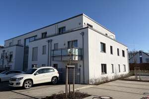 2-Zimmer-Wohnung mit Einbauküche und Terrasse