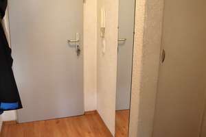DU-Hochheide, altengerechte ETW mit Aufzug, ca. 59 m², Loggia, Fernwärme, inkl. Einbauküche! – Husemannstraße 9, 47198 Hochheide, Duisburg – Vorschaubild 9