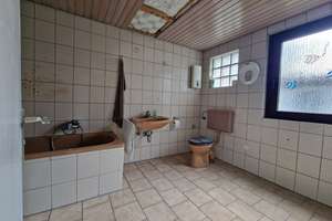 Offene Besichtigung Samstag 25.04./ 13 - 15 Uhr Dreifamilienhaus mit großem Grundstück – Die vollständige Adresse der Immobilie erhältst du vom Anbieter., 47249 Buchholz, Duisburg – Vorschaubild 18