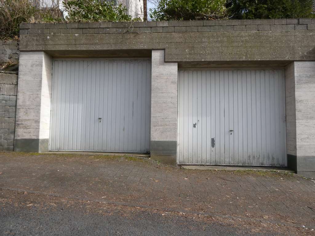 Immobilie in Siegen - Achenbach: Einfamilienhaus mit Einliegerwohnung - Bild 1