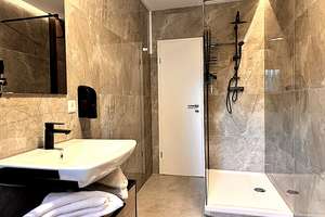 Frisch sanierte 1 Zimmerwohnung (Ferienwohnung) Peferkt für Singles-Pärchen oder Kapitalanleger – Gymnasiumstr 141, 75175 Oststadt, Pforzheim – Vorschaubild 42