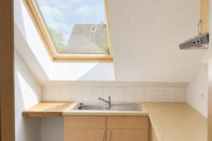 Dachgeschosswohnung mit Einbauküche im Zweifamilienhaus – Die vollständige Adresse der Immobilie erhältst du vom Anbieter., 44791 Grumme, Bochum – Vorschaubild 4