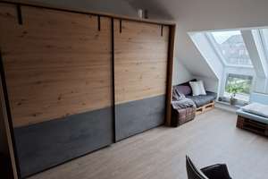 Zum 1.8. Helle Maisonette- Wohnung zum Wohlfühlen 
