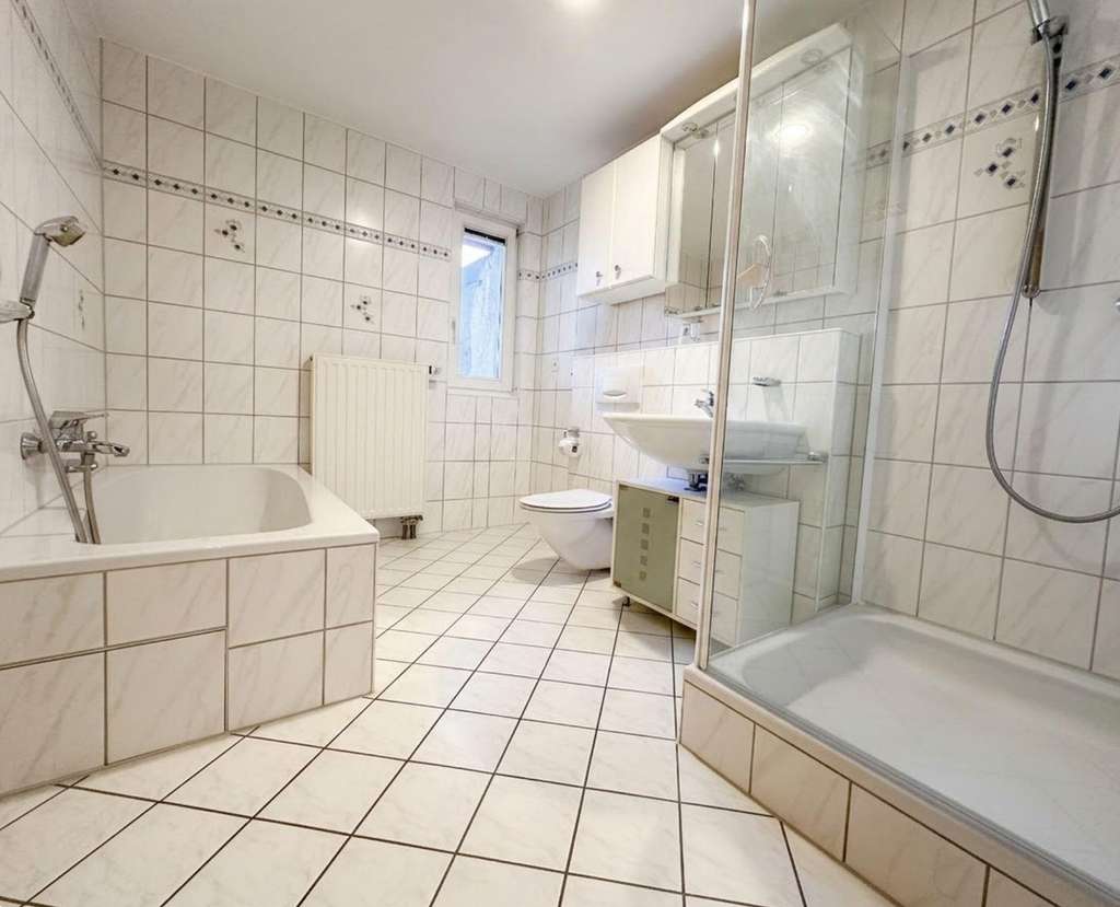 Immobilie in Bad Dürrheim - Ein Haus - Drei Profite: Selbst einziehen, teuer vermieten, Ausbau-Reserve nutzen - Bild 4