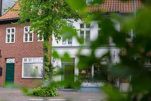 - provisionsfrei - Altstadtflair trifft Lebensqualität – Wohnen in Lüneburgs Innenstadt – Die vollständige Adresse der Immobilie erhältst du vom Anbieter., 21335 Altstadt, Lüneburg – Vorschaubild 2