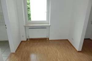 3-Zimmer-Wohnung in Koblenz Horchheimer Höhe – Horchheimer Höhe 1, 56076 Horchheimer Höhe, Koblenz – Vorschaubild 2