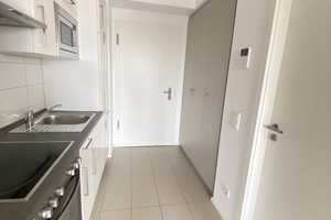 Modernes Wohnen an der Spree! Möblierte Einraumwohnung mit Balkon – Tabbertstraße 6C, 12459 Berlin – Vorschaubild 3