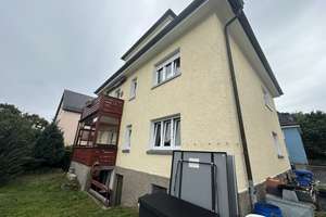 Charmantes Mehrfamilienhaus mit großem Potenzial zur Eigennutzung in zentraler Lage – Die vollständige Adresse der Immobilie erhältst du vom Anbieter., 92637 Reinhausen, Regensburg – Vorschaubild 3