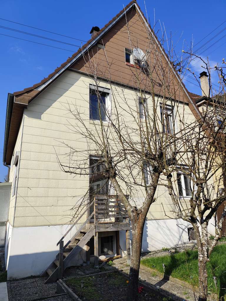 Immobilie in Oberndorf am Neckar - Doppelhaushälfte in ruhiger zentraler Lage - Bild 1