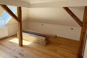 Erstbezug! Exklusive 3-Zi.-Altbauwohnung mit Balkon und EBK in Nürnberg  – Die vollständige Adresse der Immobilie erhältst du vom Anbieter., 90459 Gugelstraße, Nürnberg – Vorschaubild 3