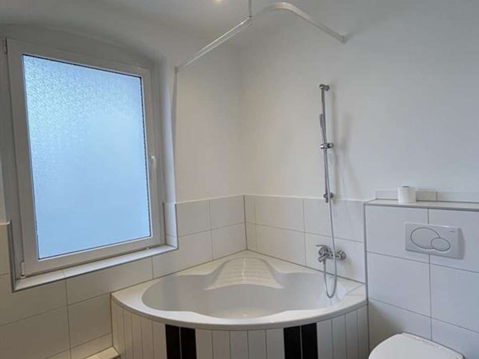 Badezimmer Richtung Badewanne